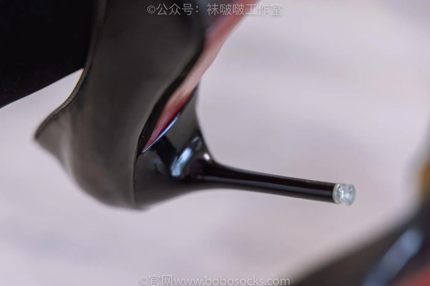 [BoBoSocks袜啵啵]NO.090 小甜豆-高跟鞋、厚黑丝 [140P]插图4